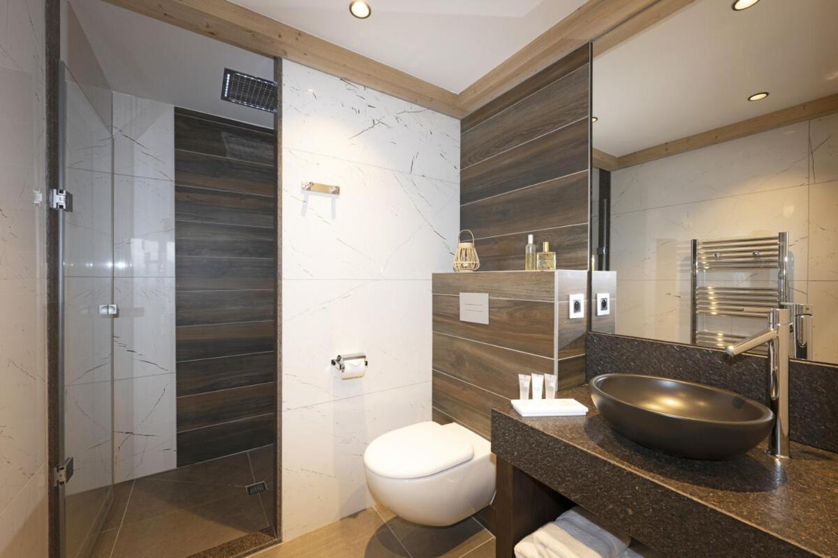 Mgm & Residences - Manaka Aparthotel 5*